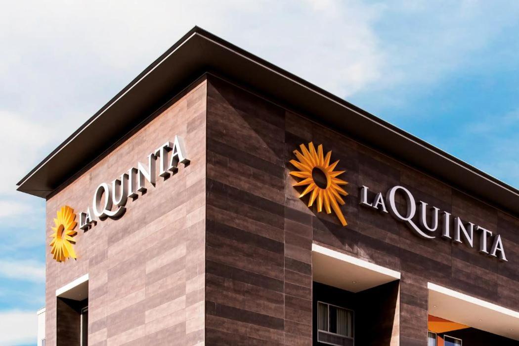 La Quinta Inn & Suites By Wyndham Sulphur Lake Charles Exterior foto