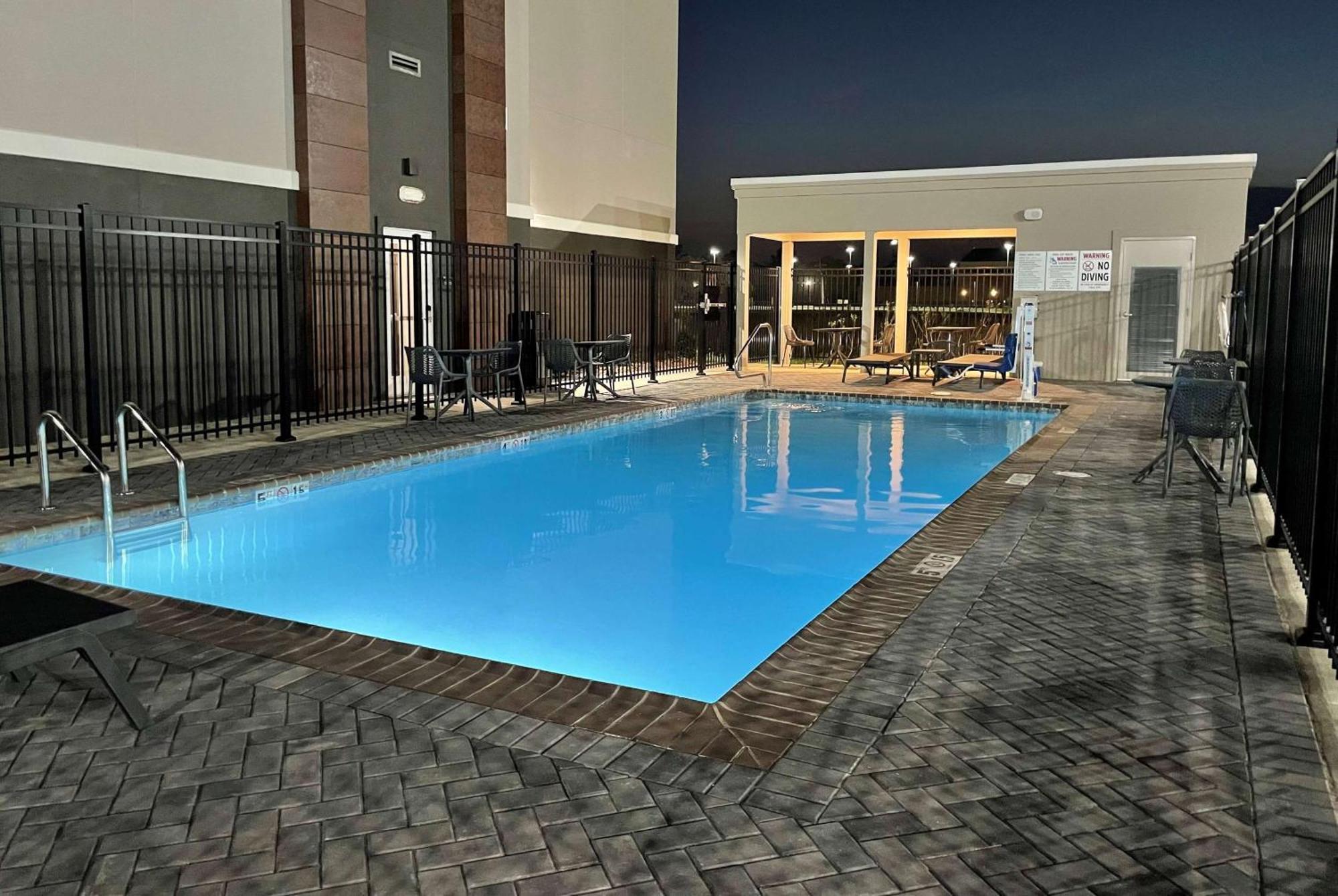 La Quinta Inn & Suites By Wyndham Sulphur Lake Charles Exterior foto